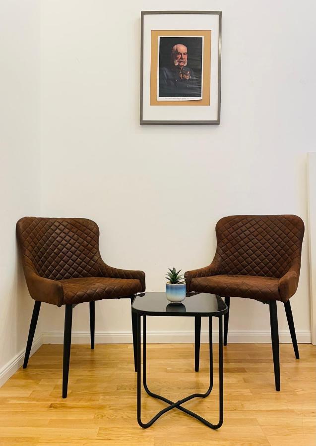 Direct City Center-Privat Rooms-5 Minutes Mariahilferstrasse 维也纳 外观 照片