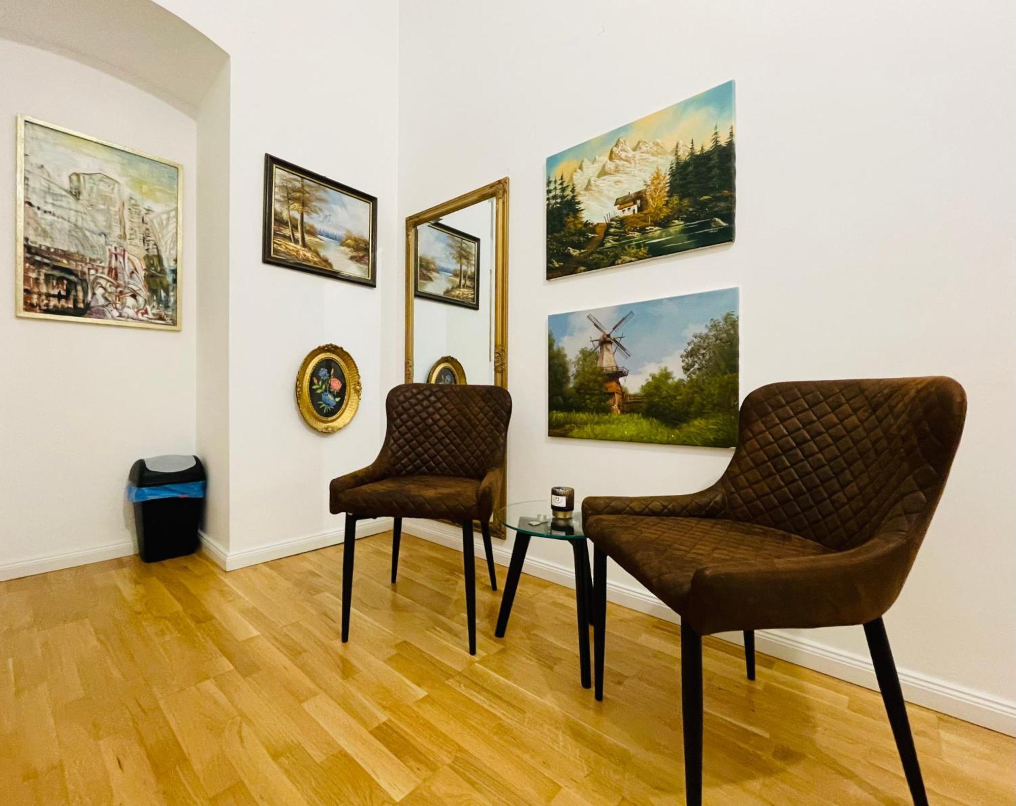 Direct City Center-Privat Rooms-5 Minutes Mariahilferstrasse 维也纳 外观 照片